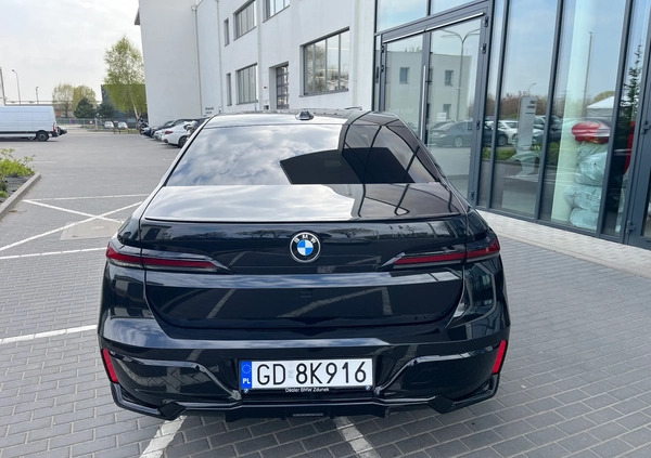 BMW Seria 7 cena 660900 przebieg: 2500, rok produkcji 2023 z Gniewkowo małe 254